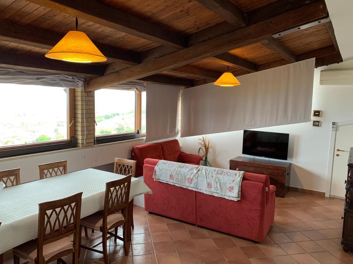 Casa Di Mary Lägenhet Grottammare Exteriör bild